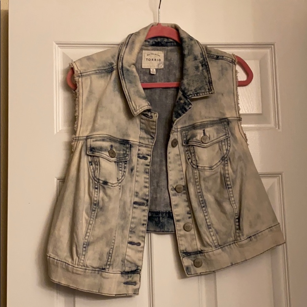 Torrid Dyed